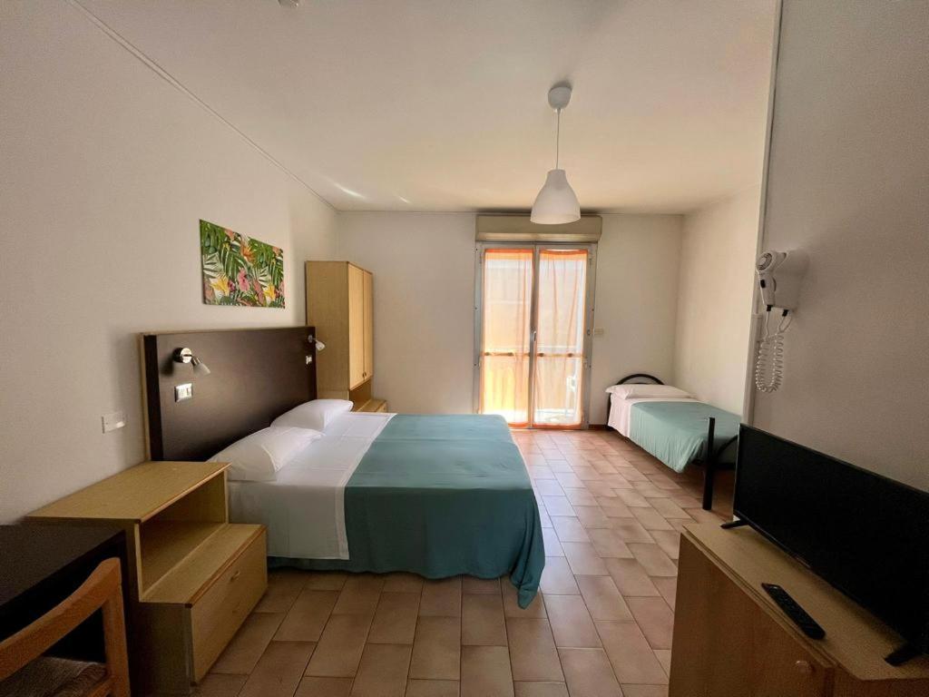 Hotel Nazionale Cervia Esterno foto