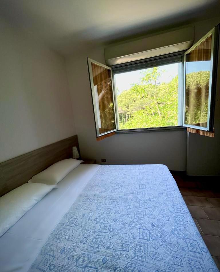Hotel Nazionale Cervia Esterno foto